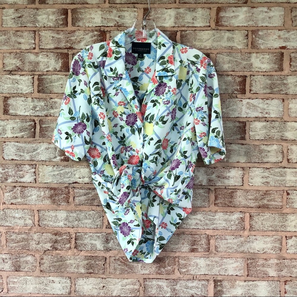 DonnKenny Floral Short Sleeve Button Down Shirt Top Casual Light Blouse EUC M - Picture 3 of 6